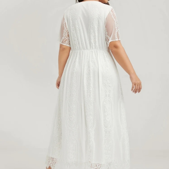 NEW GORGEOUS LACY WHITE DRESS - Picture 6 of 6